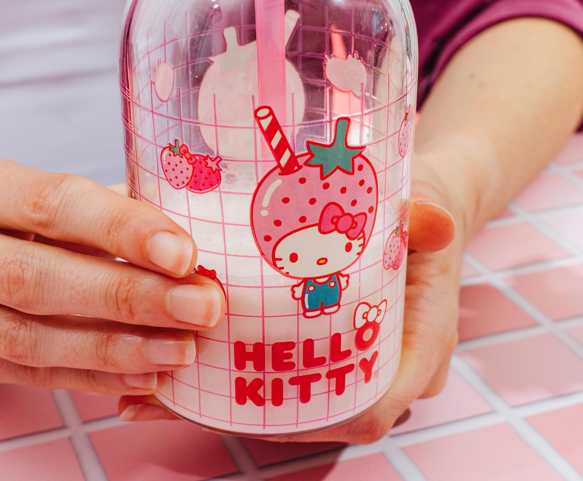 Silver Buffalo Sanrio Hello Kitty Pink Strawberry 15 Ounce Glass