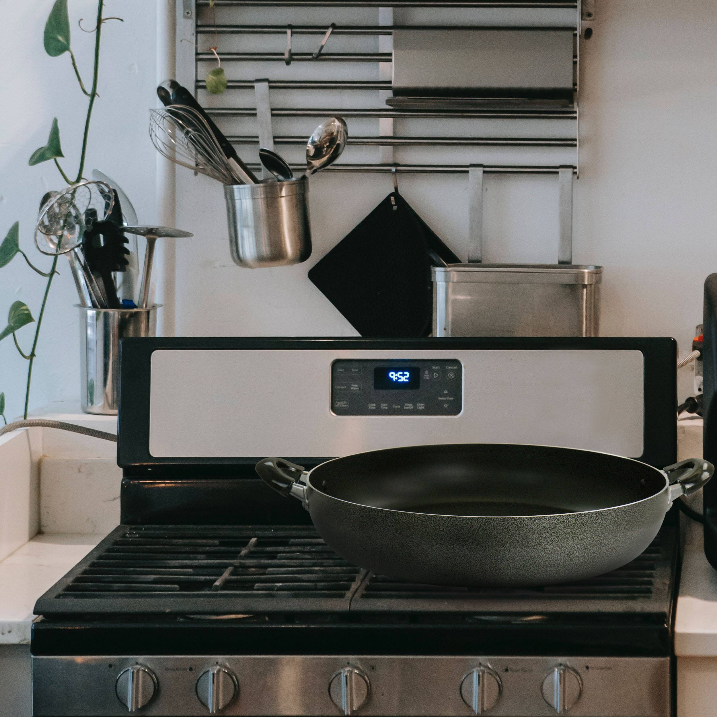 Alt View 5. Better Chef - Better Chef for Professional Results 16 Inch Stovetop Deep Fryer in Granite - Grey.
