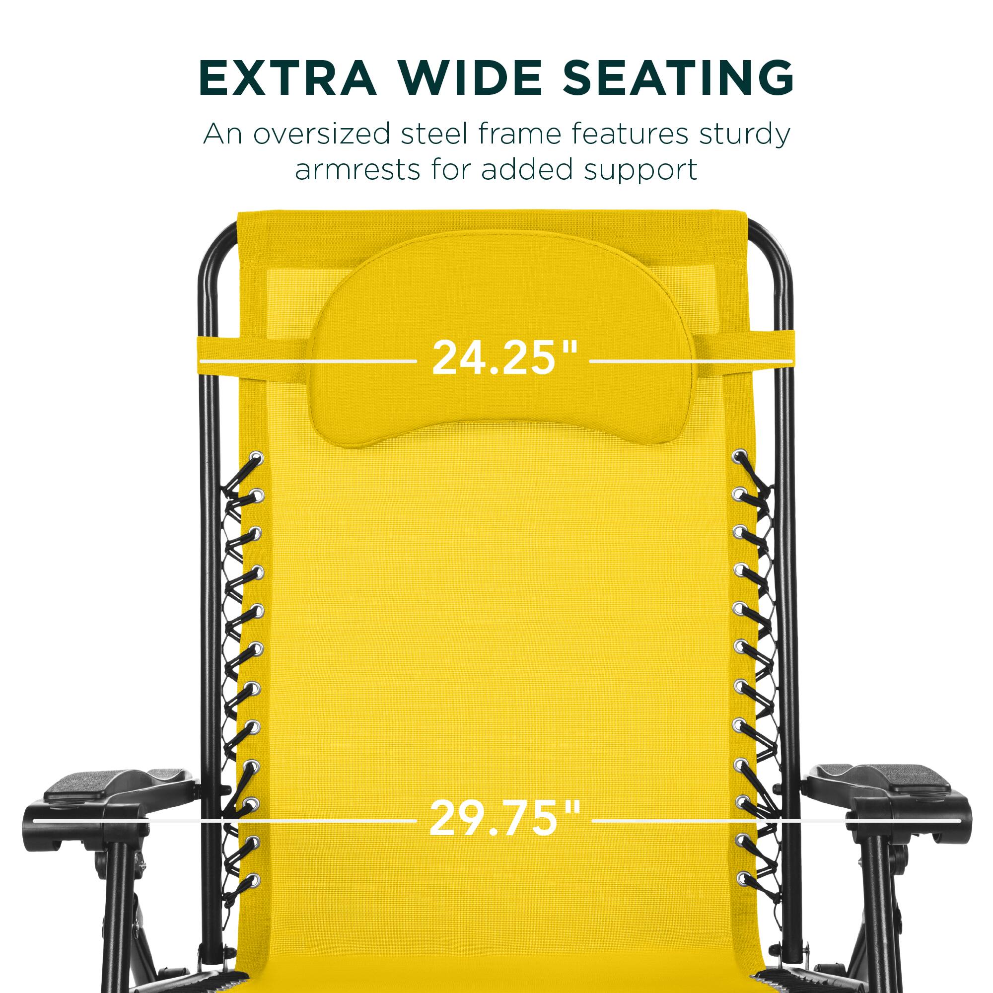 EXTRA WIDE SEATING

An oversized steel frame features sturdy armrests for added support

24.25"

29.75"