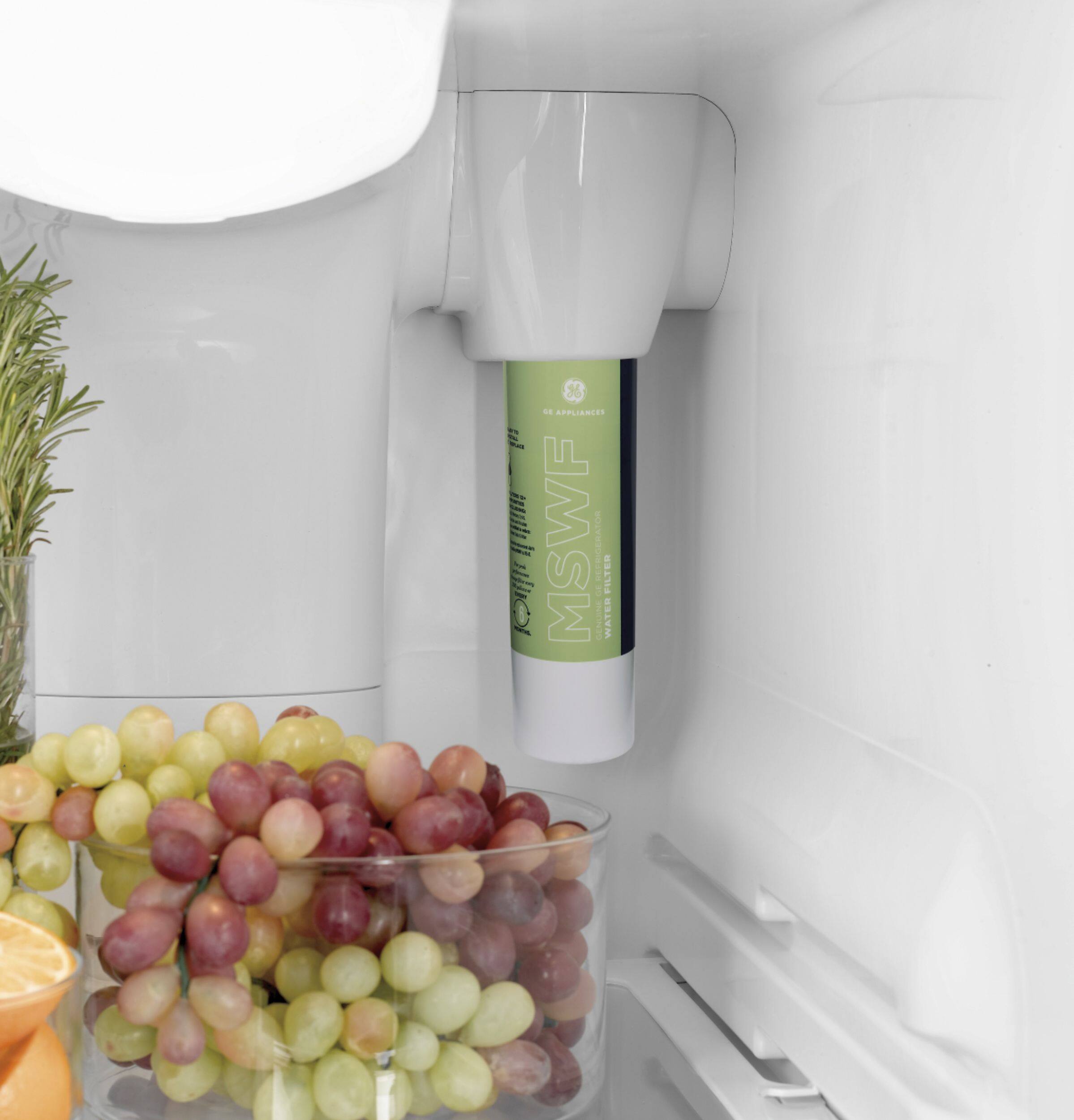 Replacement Water Filter for Select GE Side by Side Refrigerators White