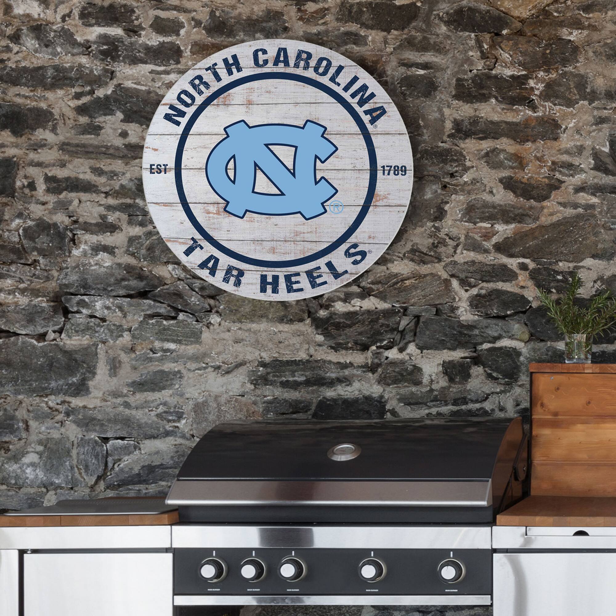 NORTH CAROLINA  
EST 1789  
TAR HEELS