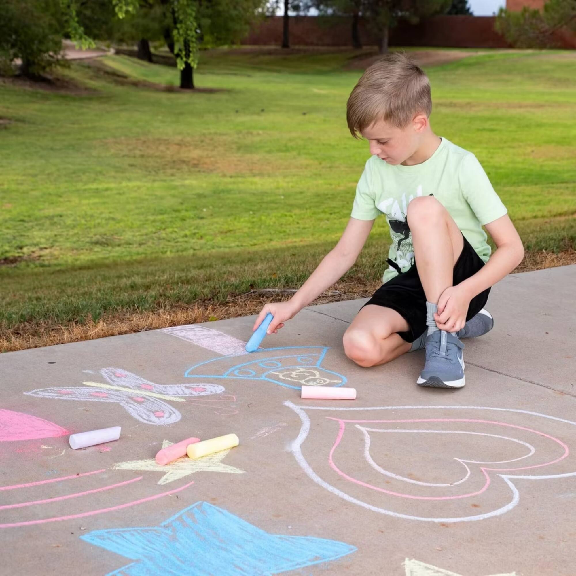 Alt View 1. Joyfy - 120 Pcs Sidewalk Chalk for Kids - 10 Colors, Washable Chalk for Outdoor Art Play, Painting Toy on Chalkboard, Blackboard - colorful.