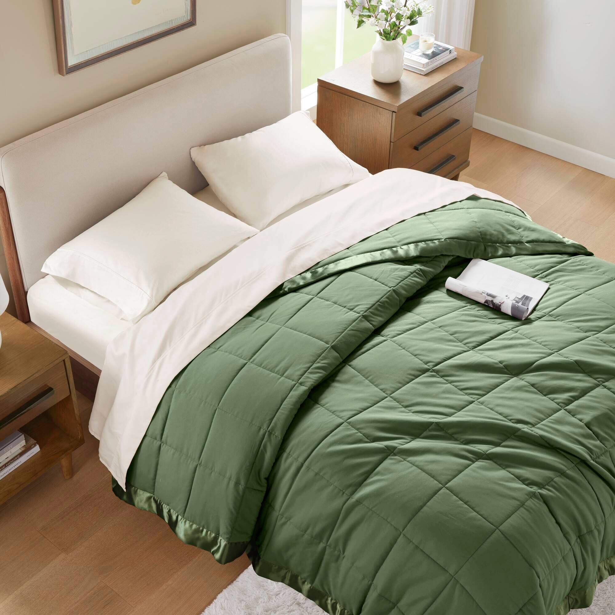 Alt View 3. Gracie Mills - Seville Lightweight Down Alternative Blanket with Satin Trim - Green.
