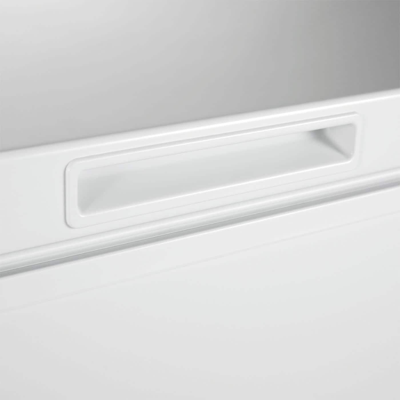 Alt View 14. Insignia™ - 10.2 Cu. Ft. Garage-Ready Chest Freezer - White.