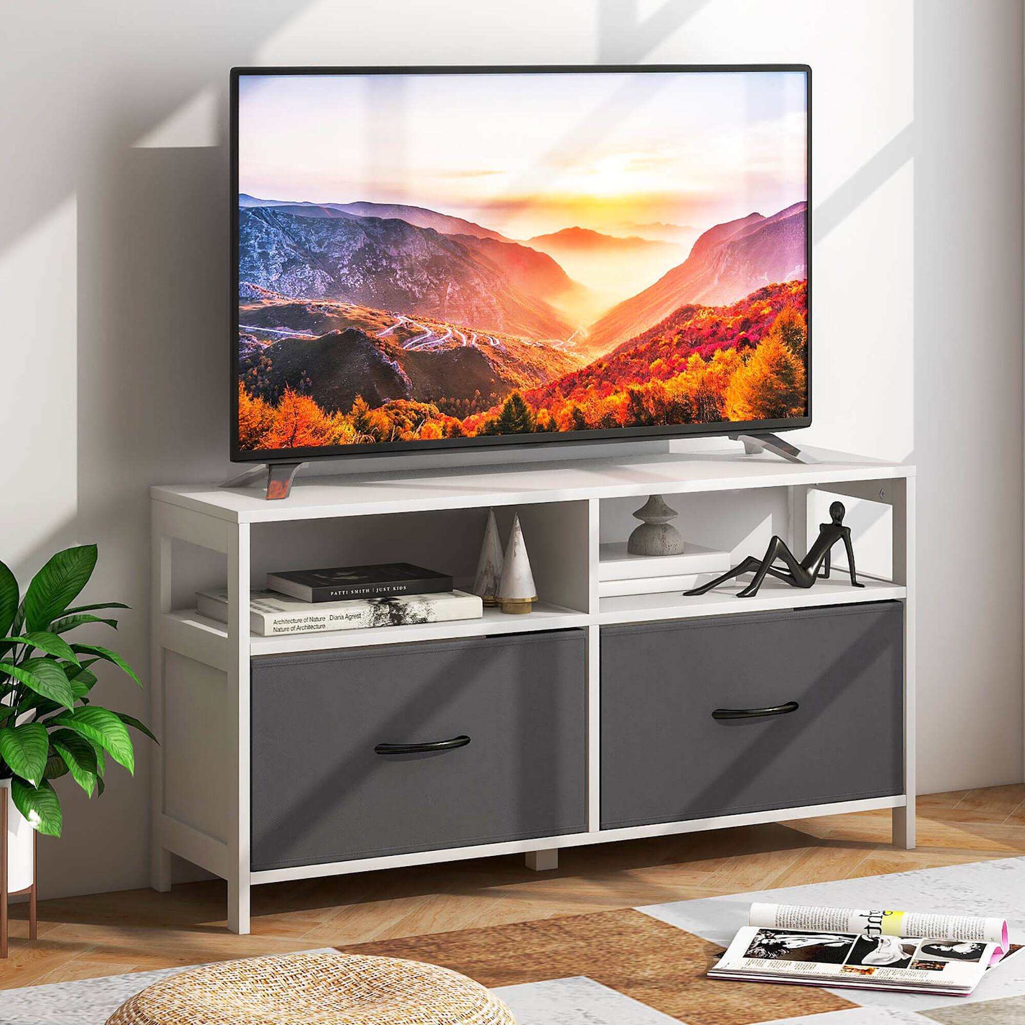 The text on the image reads:

"Antipatetica e Dura Agitata
Nature of Architecture"