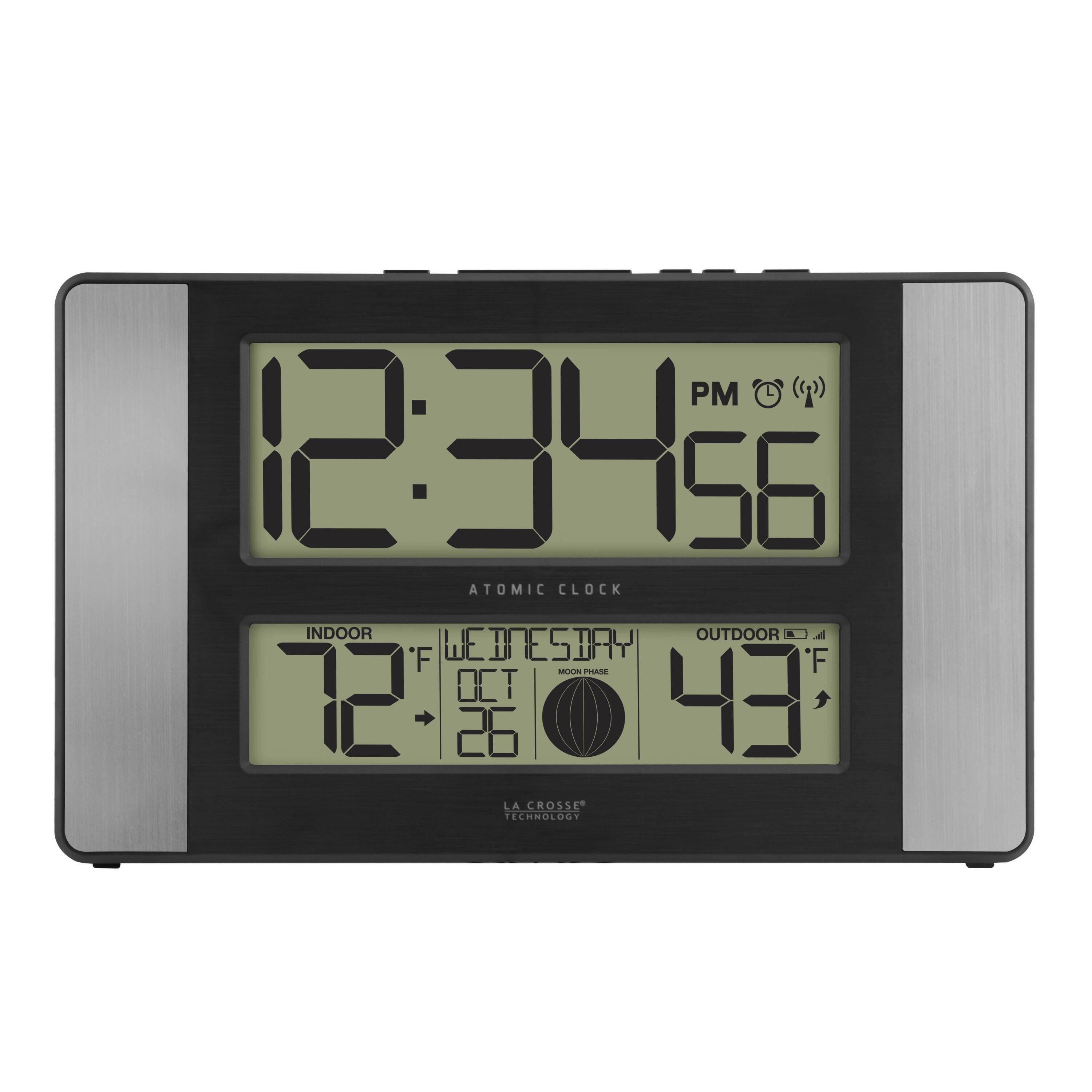 La Crosse Technology - Atomic Digital Clock with Indoor and Outdoor temperature, Aluminum finish - Aluminum/Black