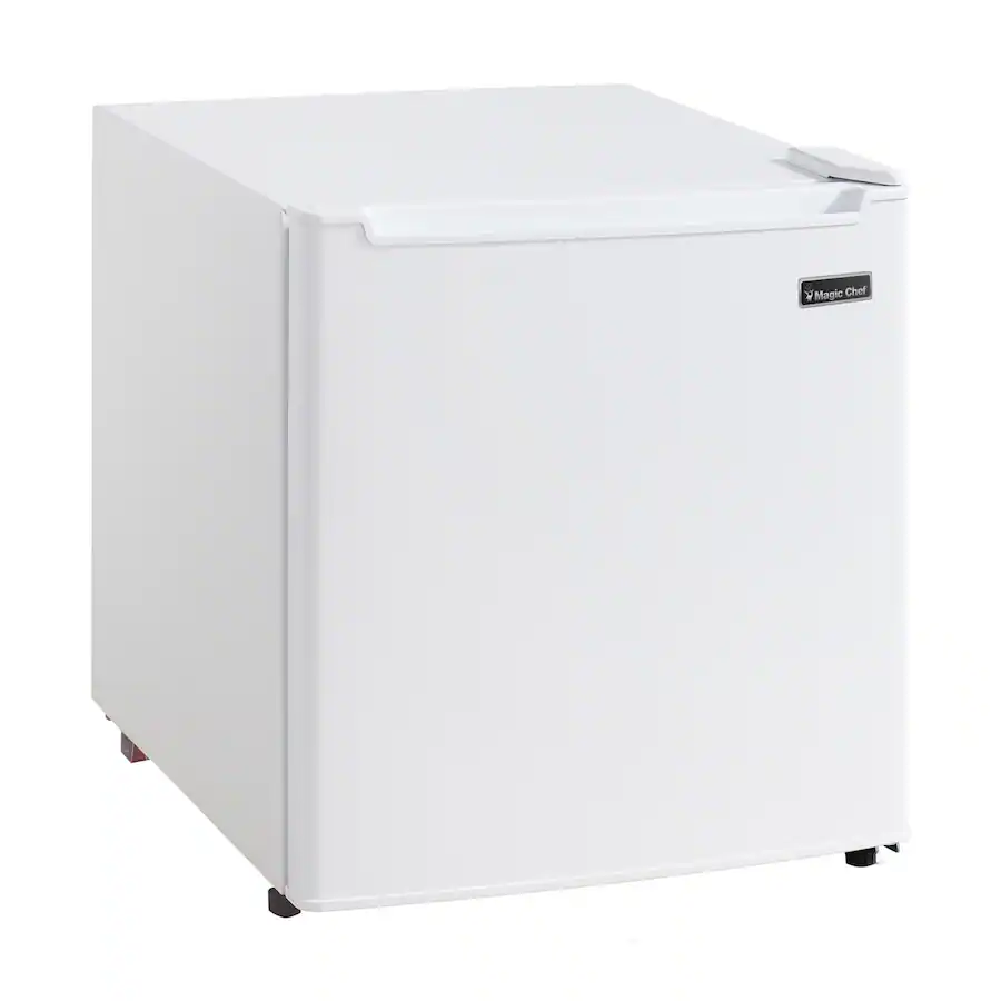 Magic Fridge Magic Chef 1.7 cu. ft. Mini Fridge with Freezer White MCR170WE - Best Buy