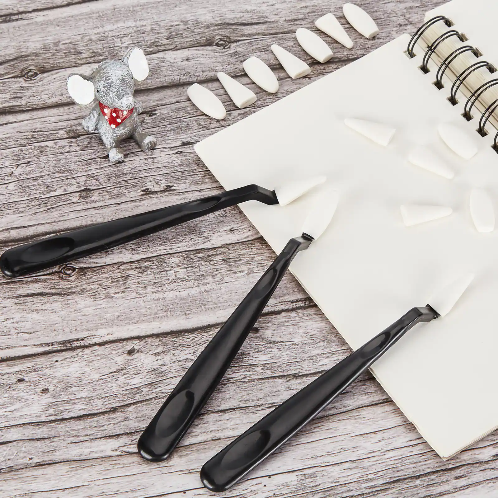 Alt View 7. AGPtek - 44 Pcs Sketch Drawing Tools Sketch Wipe Scrapers - Black.