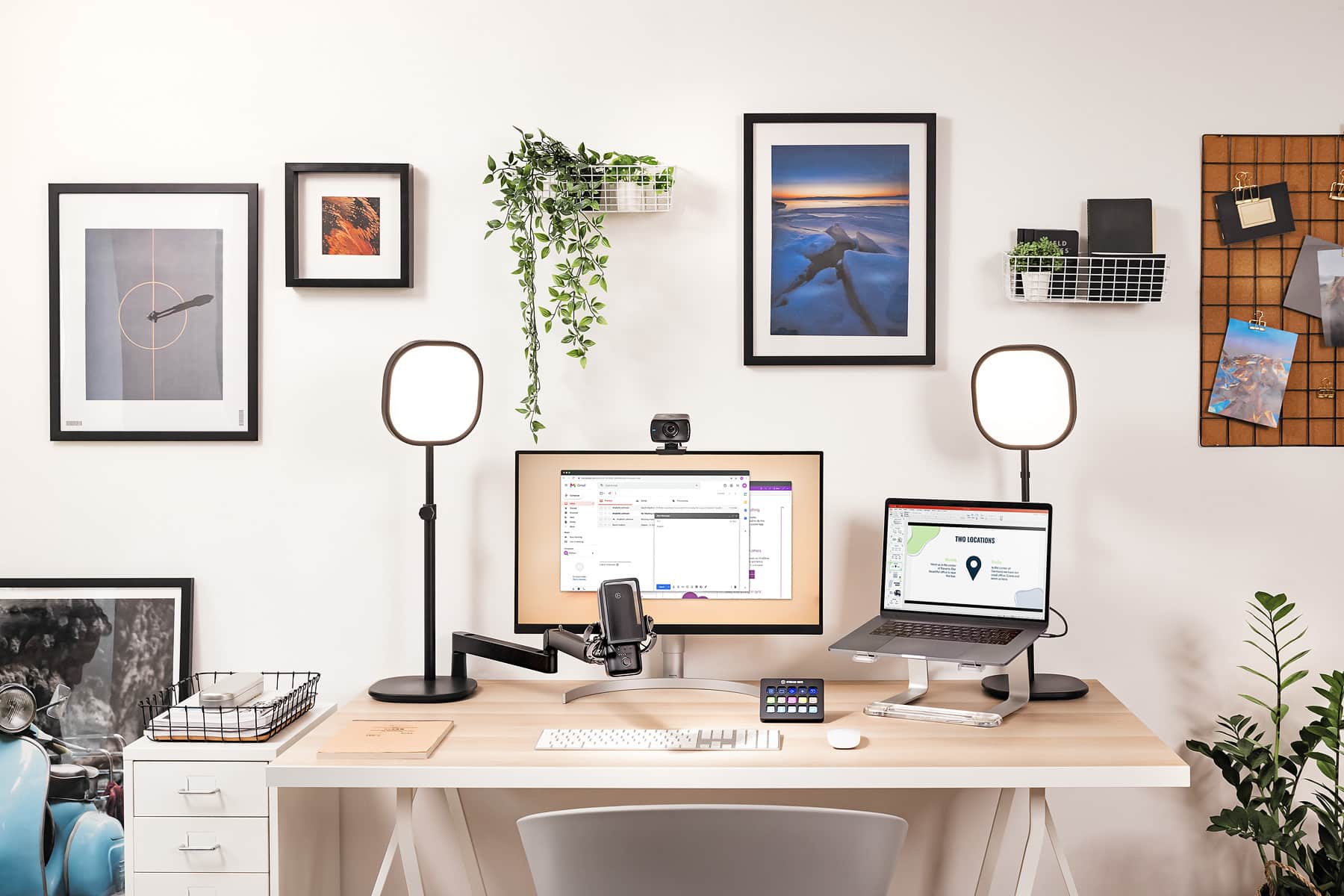 Alt View 21. Elgato - Stream Deck MK.2 Full-size Wired USB Keypad with 15 Customizable LCD keys and Interchangeable Faceplate - Black.