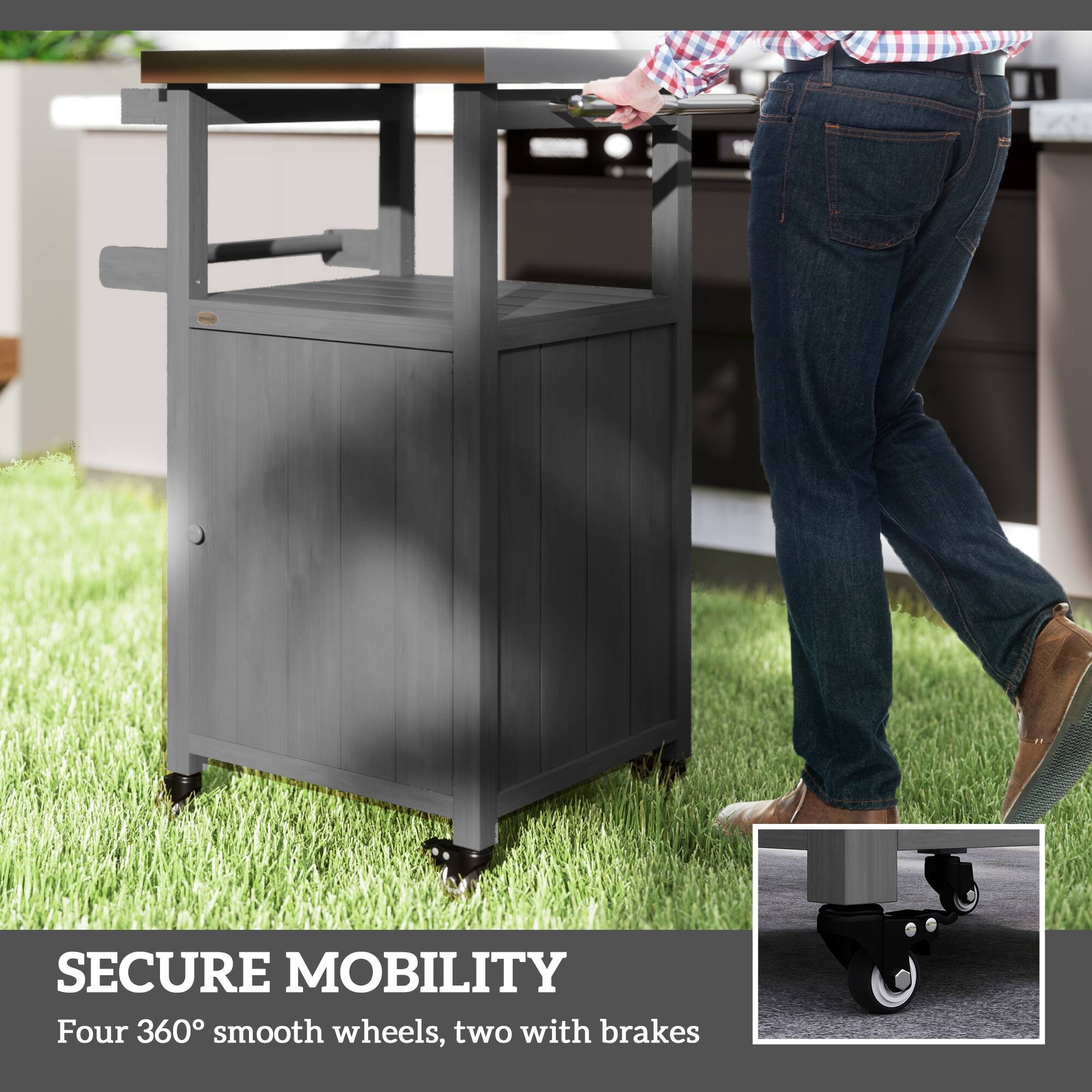 SECURE MOBILITY
Four 360° smooth wheels, two with brakes