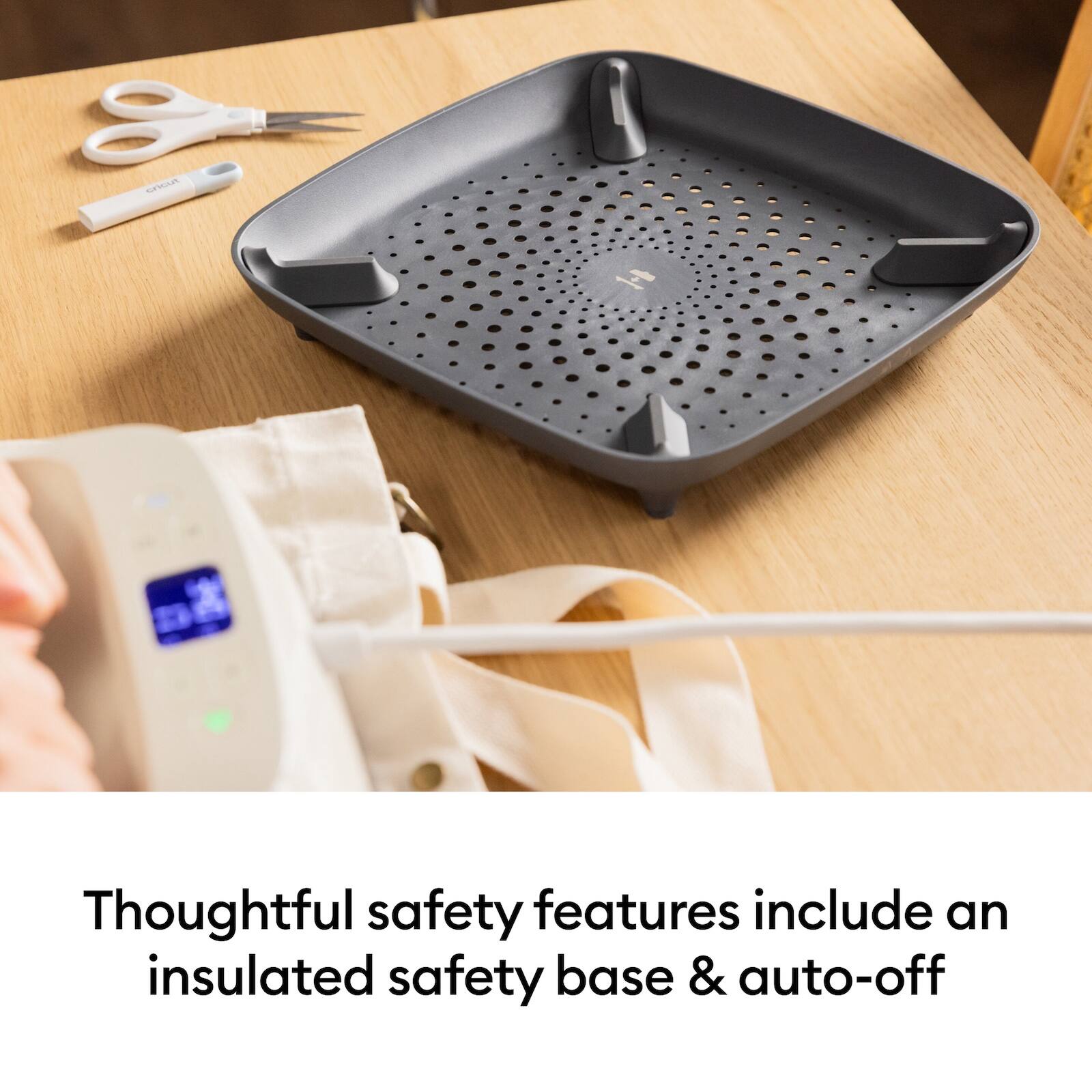 Thoughtful safety features include an insulated safety base & auto-off