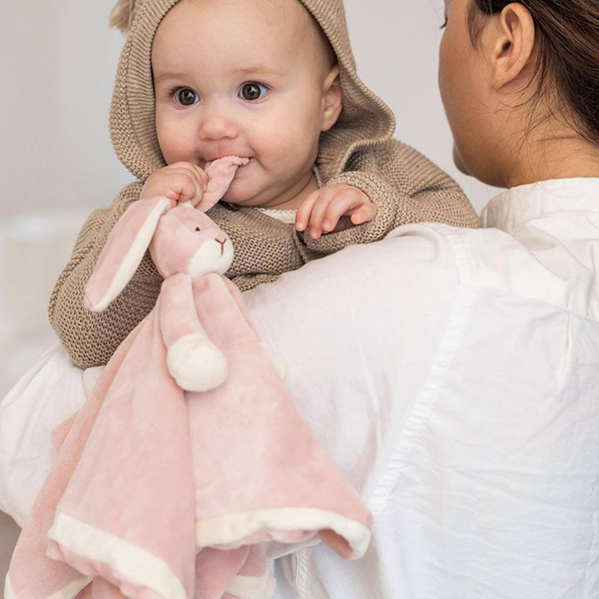 Alt View 4. TriAction Toys - Teddykompaniet Plush Baby Blanket | Rose Bunny - Pink.