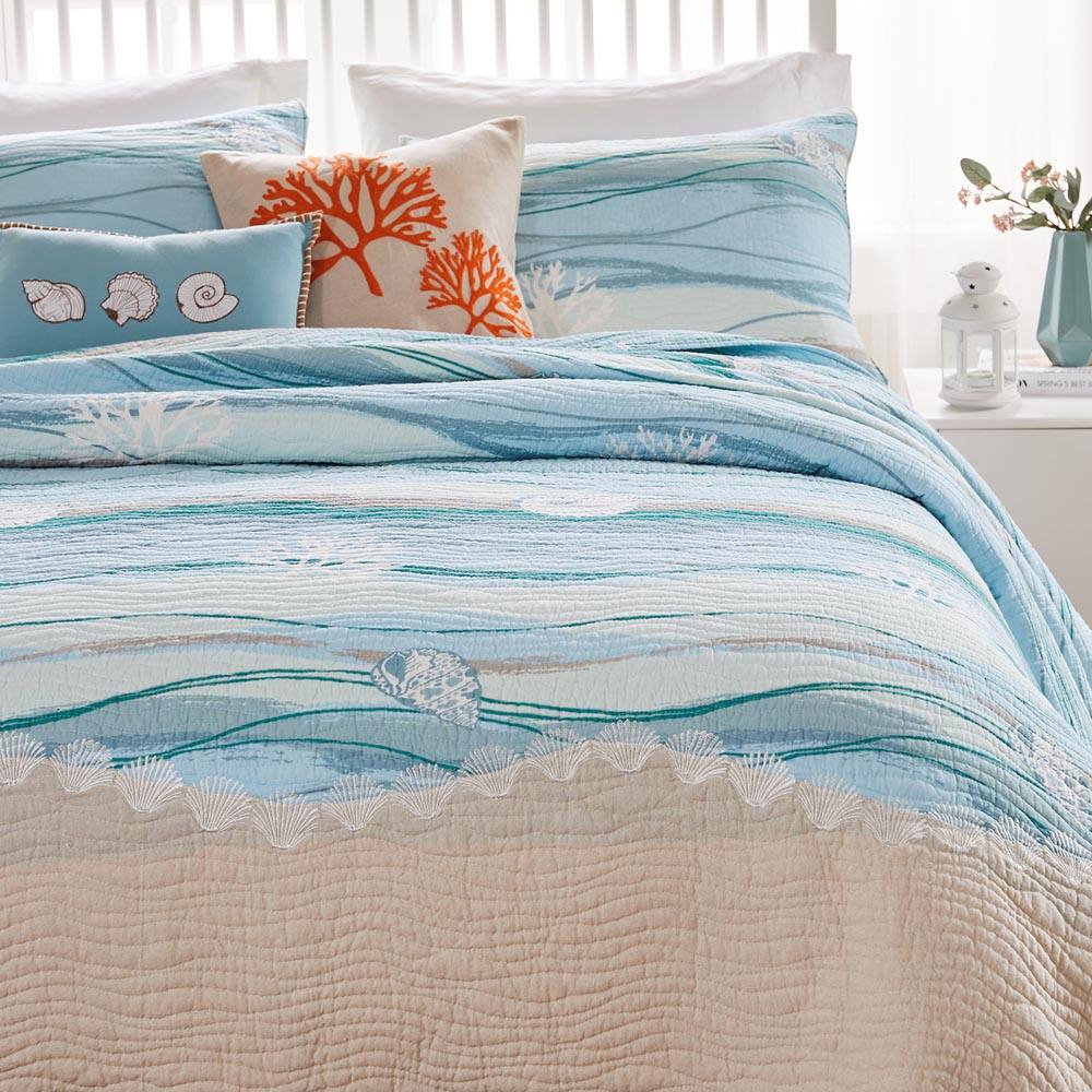 Back. BreeBe - Maui Quilt Set - 2 Piece Twin/XL - Multi.