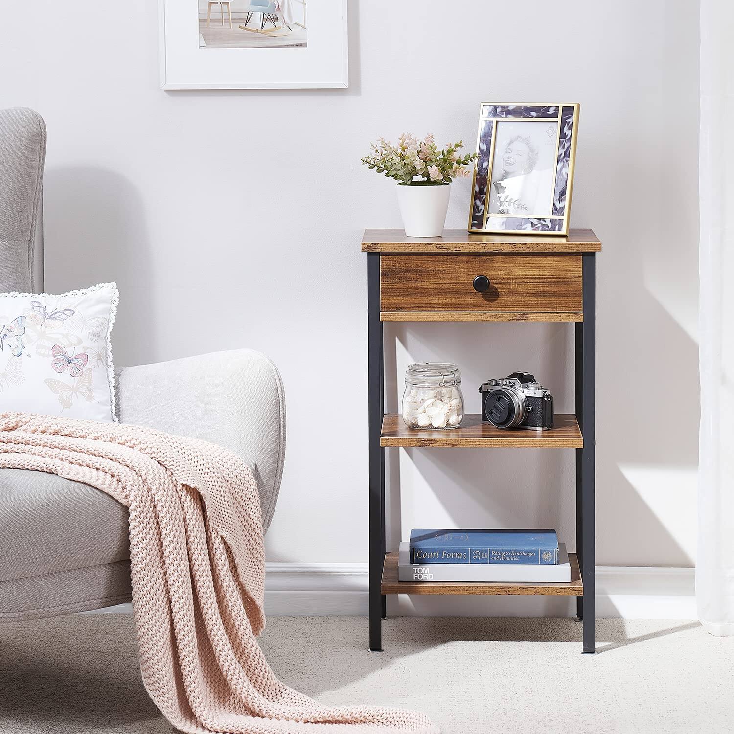 Court Forms  
TOM FORD