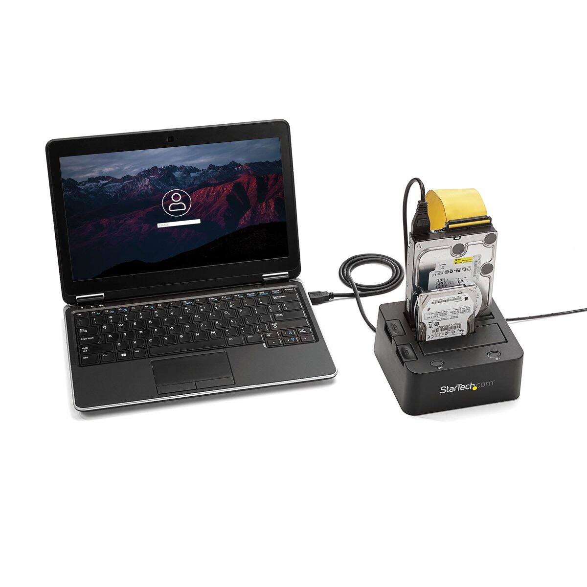 Alt View 4. StarTech.com - StarTech UNIDOCKU33 Docking Station for SATA/IDE HDD/SSD (2.5in & 3.5in) with UASP & SATA III.