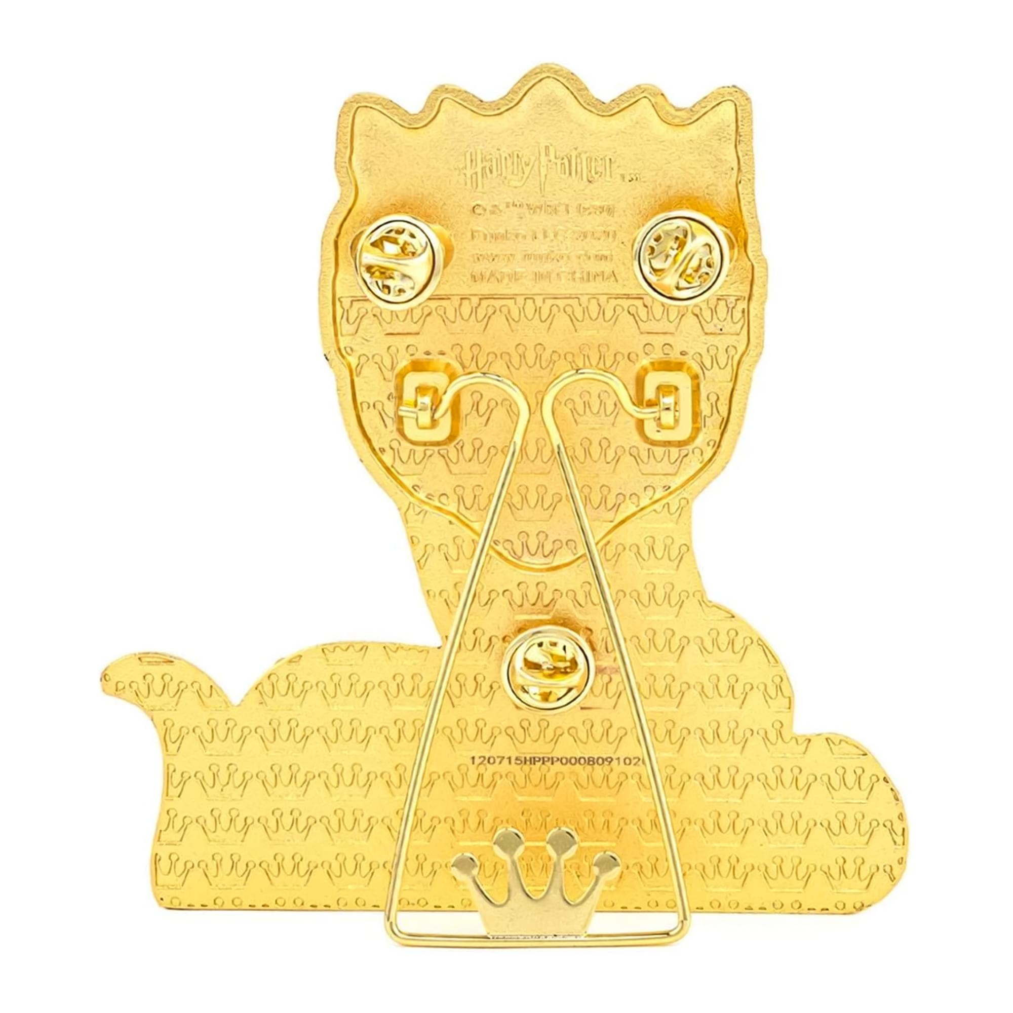 Certainly! Here is the corrected and grouped text from the image:

**Front of the Pendant:**
- Hairy Potter
- 1207
- 15HPP000809102

**Back of the Pendant:**
- Hairy Potter
- 1207
- 15HPP000809102

**Additional Text:**
- (Various small, unreadable text and patterns)