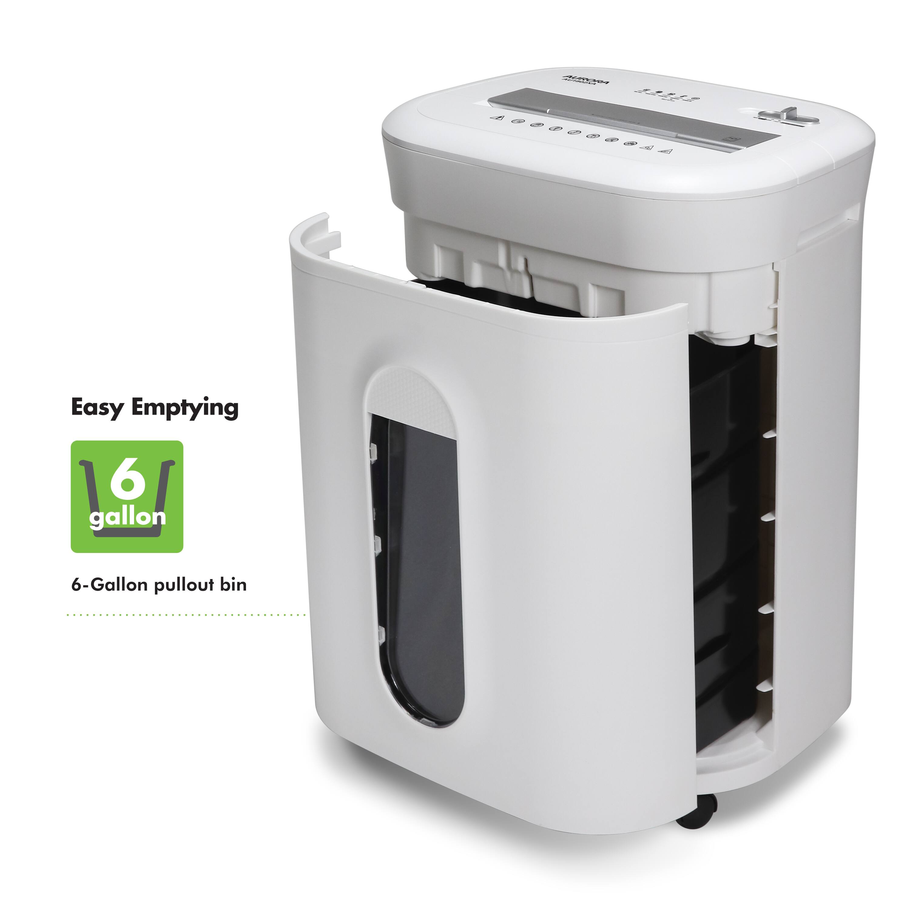 Easy Emptying  
6-Gallon pullout bin
