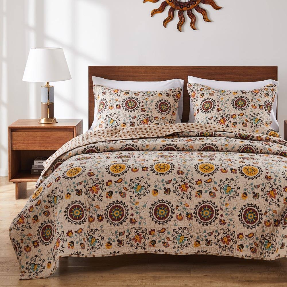 Back. BreeBe - Andorra Quilt Set 3-Piece Full/Queen - Multi.