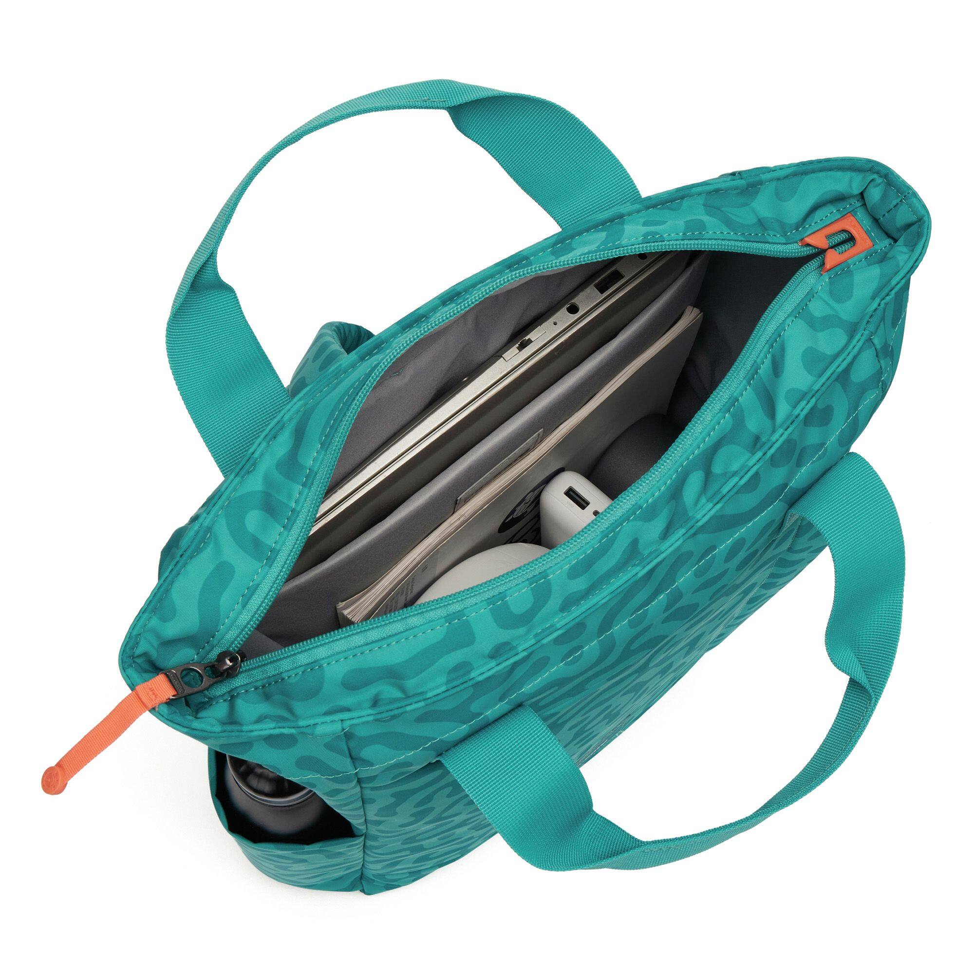 Angle. Pacsafe - GO Totepack - Reef.