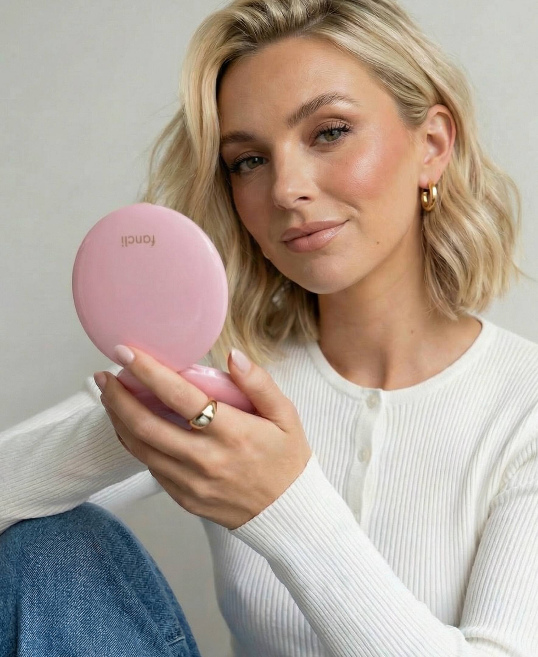 Alt View 2. fancii - Mini Taylor LED Compact Mirror - Petal Pink.