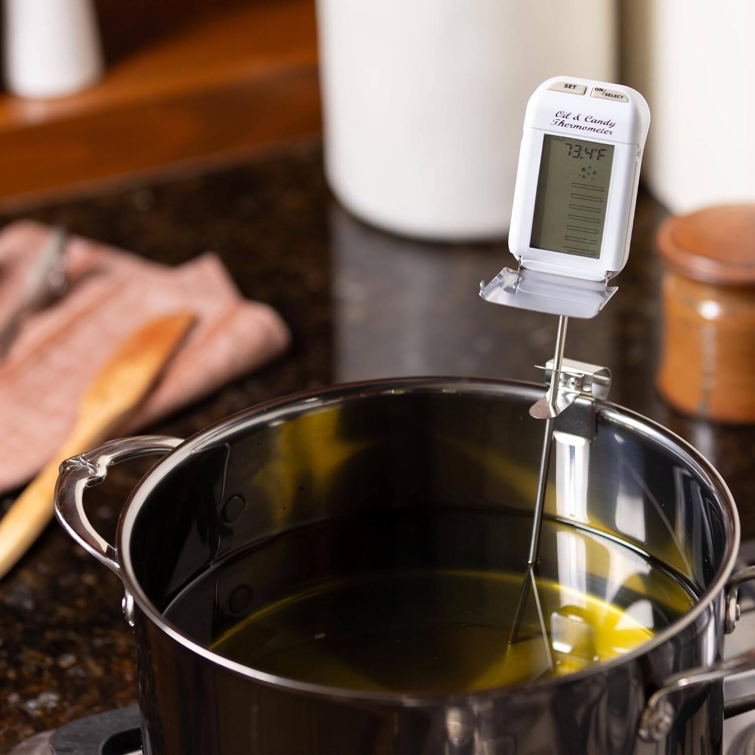 SET - eLa Eol o Themometer Candy 13.4F

Candy & Candy Thermometer

73.4°F