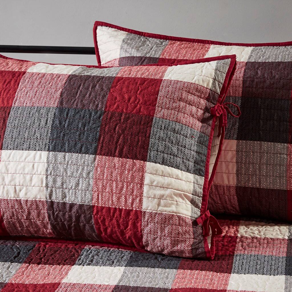 Alt View 3. Gracie Mills - Gracie Mills Donner 6 Piece Reversible Plaid Daybed Cover Set - Red.