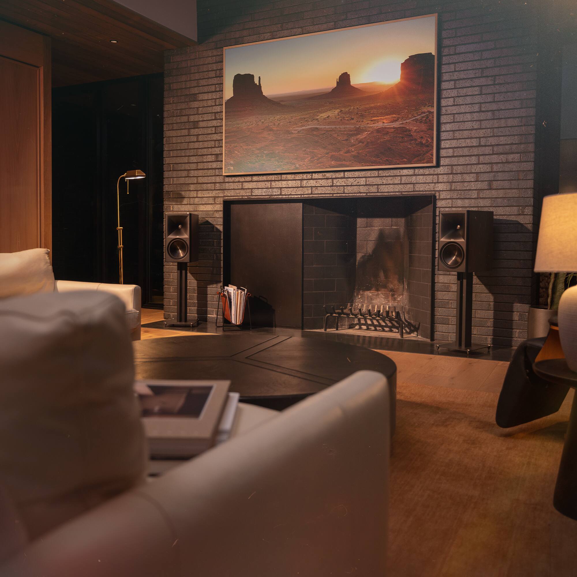 Alt View 3. Klipsch - The Nines II Powered Bookshelf Speakers (Pair) - Black.