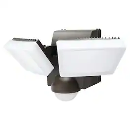 IQ America - 800 Lumen Battery Operated LED Motion Security Flood Light Wall Eave Universal Mount Indoor/Outdoor BZ - Bronze