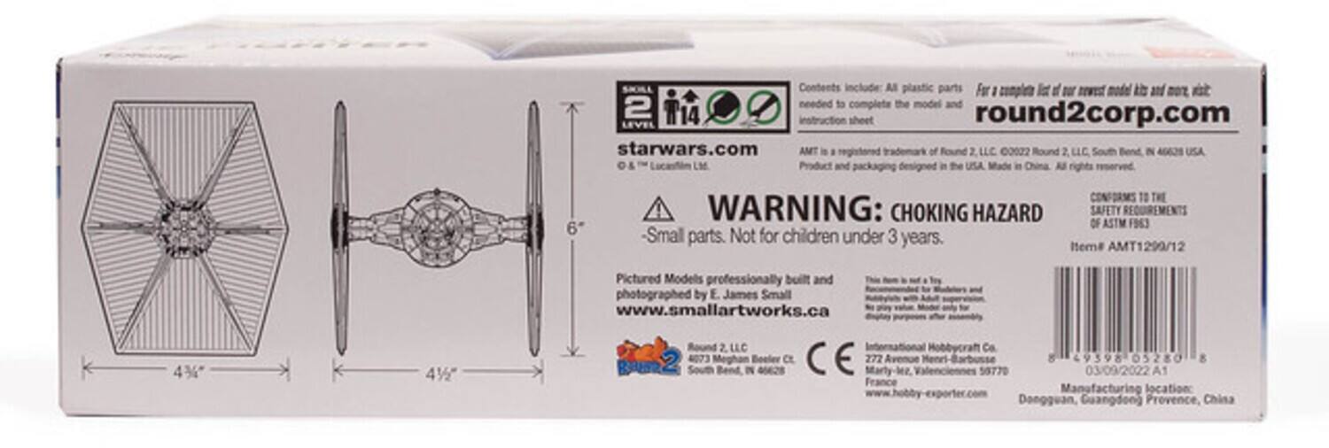 Contents include all plastic parts for a complete kit of our newest model kit and more, needed to complete the model and LEVEL 114 instruction sheet. round2corp.com starwars.com AMT is a registered trademark of Round 2 LLC 0022 Round 2 LLC South Bend, IN 46628 USA ©& ™ Lucasfilm Ltd. Product and packaging designed in the USA Made in China All rights reserved 6 CONFORMS TO THE WARNING: CHOKING HAZARD SAFETY REQUIREMENTS OF ASTM F963 - Small parts. Not for children under 3 years. Item# AMT1290/12 Pictured Models professionally built and photographed by E. James Small www.smallartworks.ca 4% 412 2. LLC South C 272 France Hobbucraft Co 8 49398 05280 8 58770 03/09/2022A1 Manufacturing location: Dangguan, Guangdong Province, China