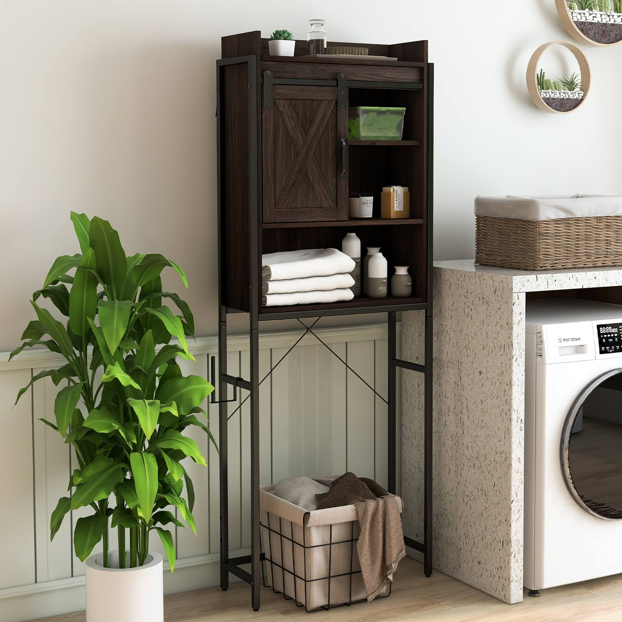 The text on the image reads:

"REGE Asar WE I T"