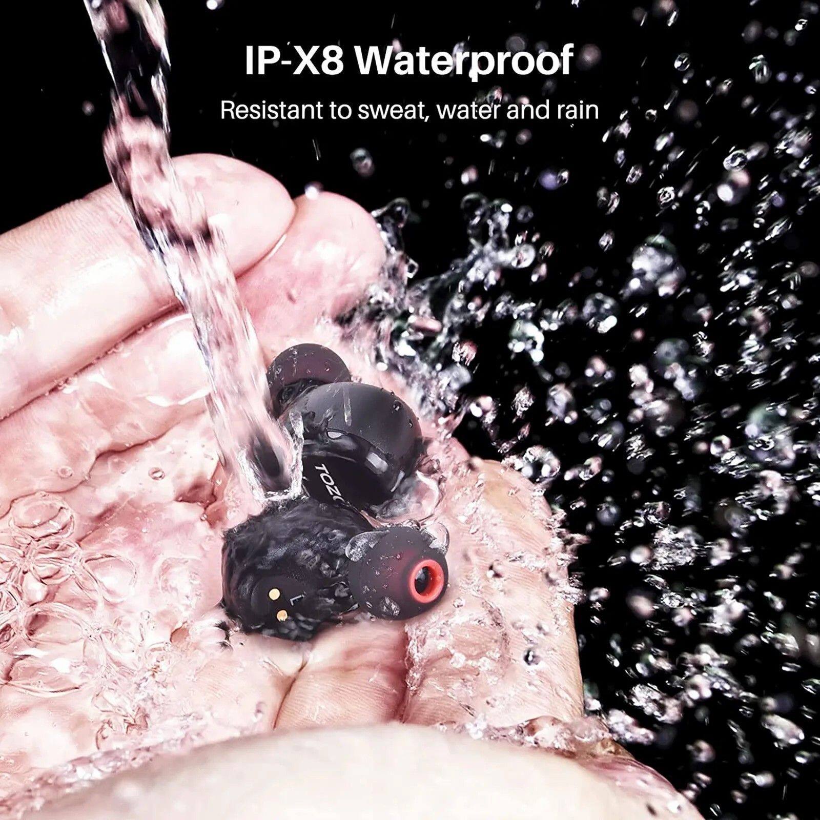 IP-X8 Waterproof  
Resistant to sweat, water and rain