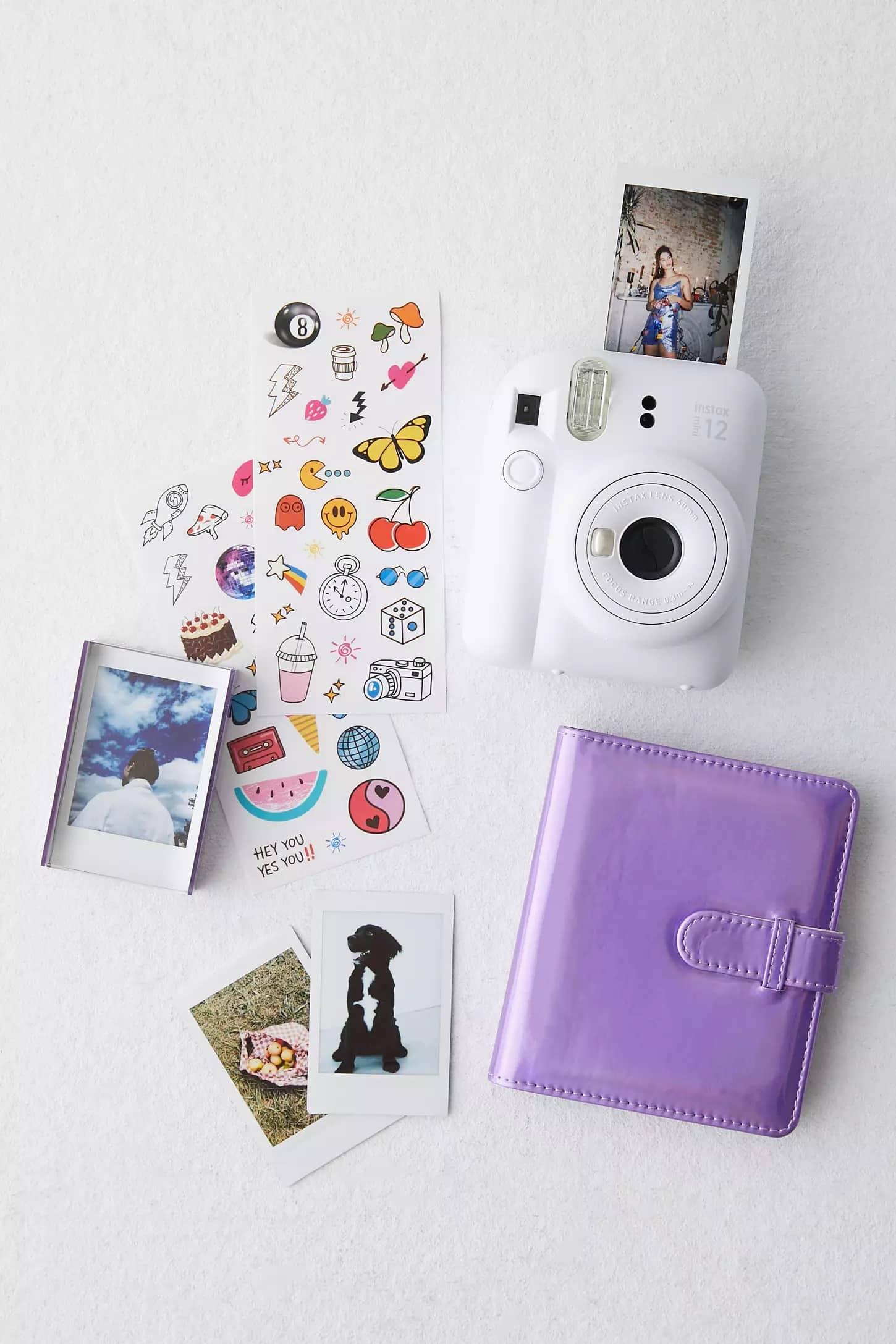 Fujifilm - Instax Mini 12 (Exclusive) Bundle - White