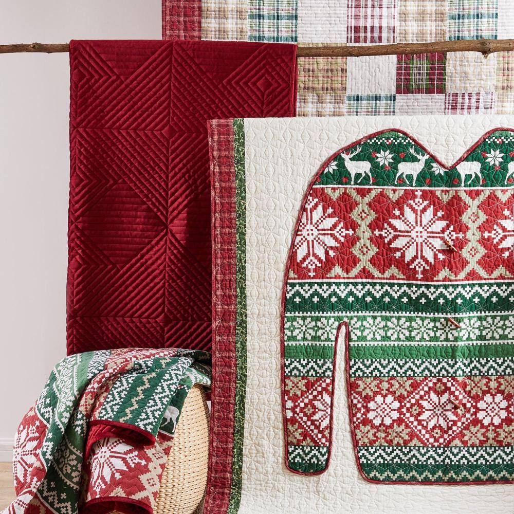 Alt View 2. Greenland Home Fashions - Greenland Home Fashion Ugly Sweater Ultra Soft High-Quality Throw Blanket Standard Red - Red.