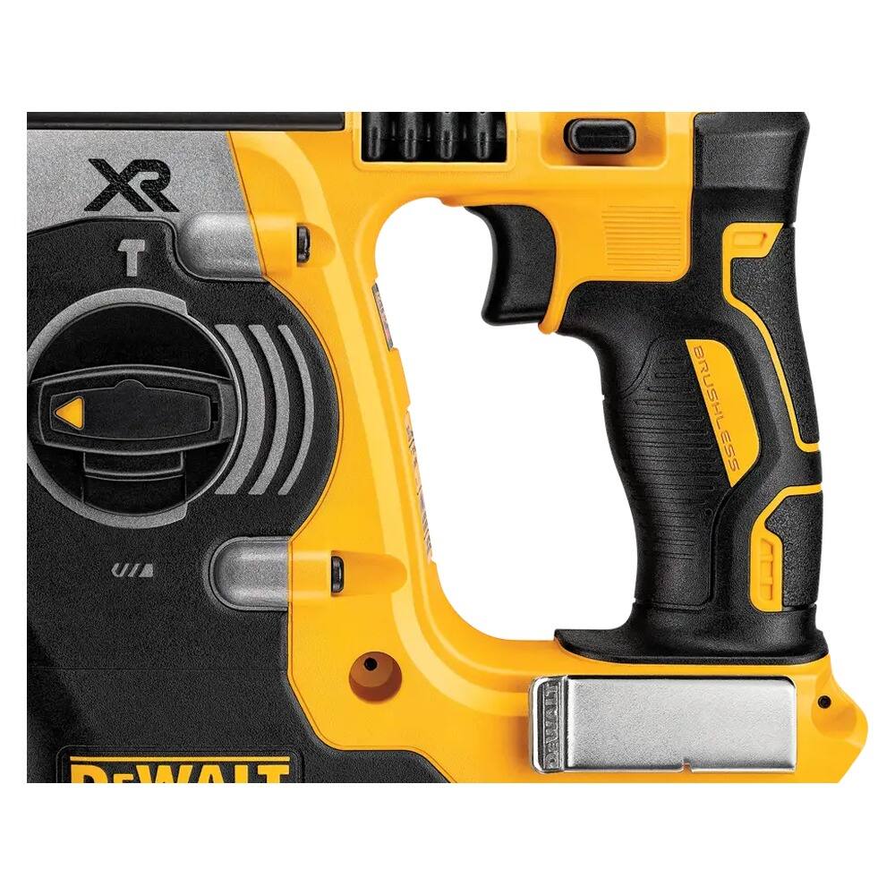 XR T
BRUSHLESS
DEWALT