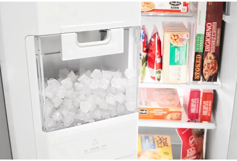The text on the image reads: "Stouffer's Chill Pepper Kahiki Supreme Pizza, Pan Crispy, Stoked, Hilatys, Hilatys, Door Ice, Ice Door, remove in the out pole, 100%."