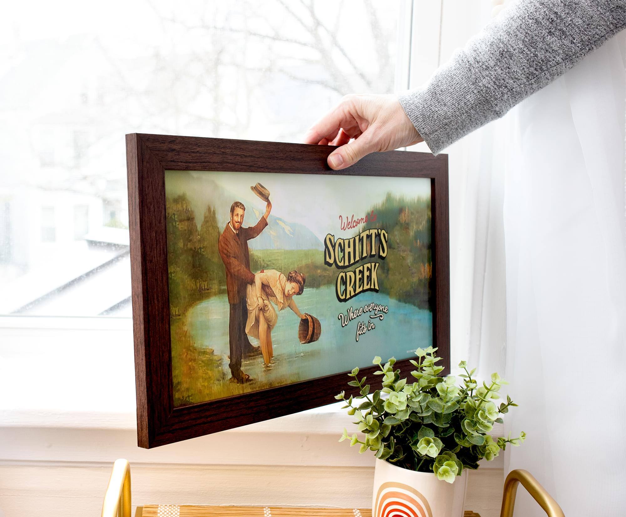 Welcome to  
SCHITT'S CREEK  
Where everyone  
fits in