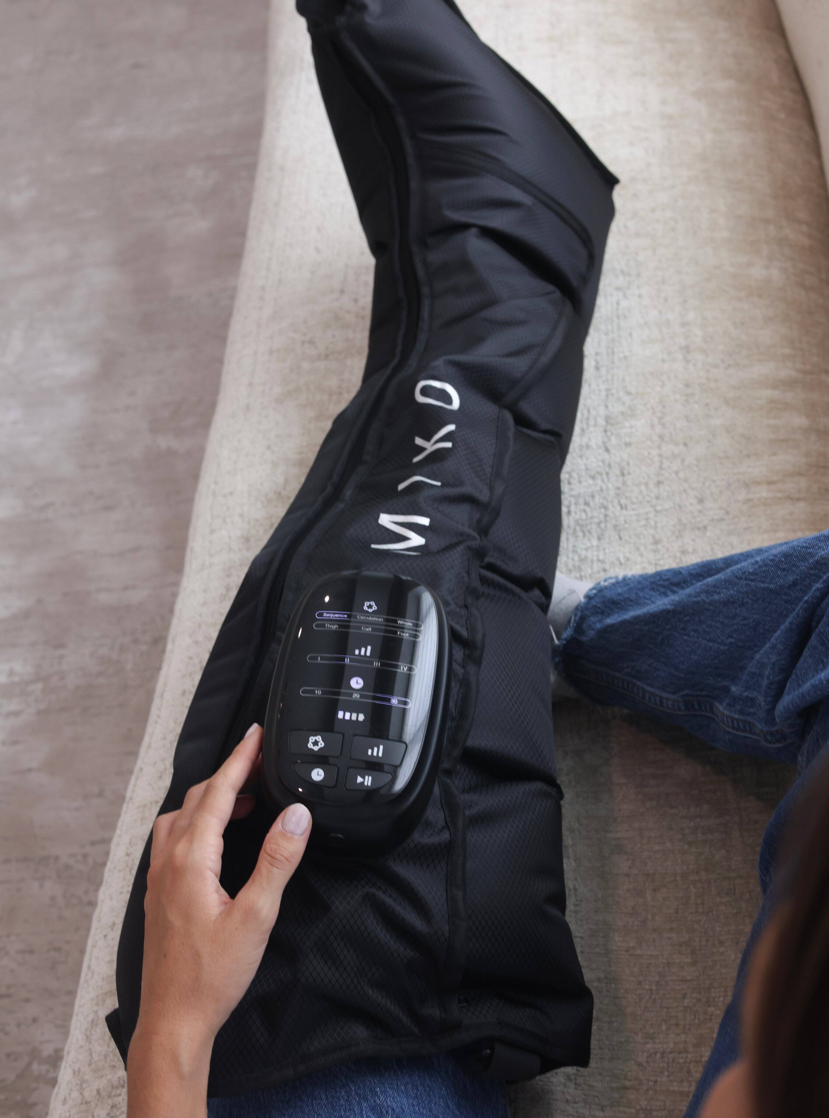 MYKD M - - t - - i - fV E L - - L >il