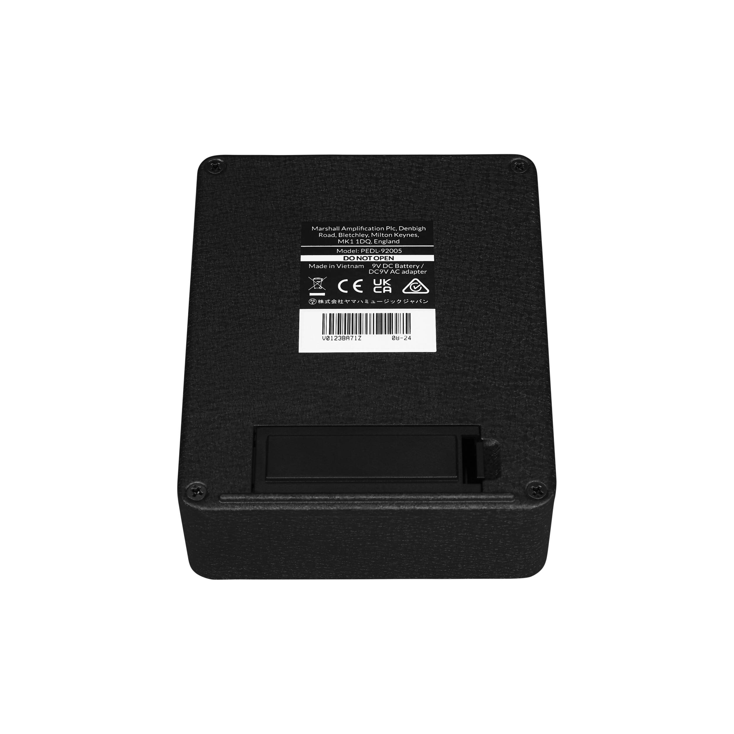 Marshall Amplification Plc., Denbigh Road, Bletchley, Milton Keynes, MK16 9JQ, England  
Model: PEDL-9200  
Made in Vietnam  
DO NOT OPEN  
Battery/AC adapter  
WDC Battery/AC adapter  
Made in Vietnam  
CE  
UK  
Model: PEDL-9200  
Made in Vietnam  
DO NOT OPEN  
Battery/AC adapter  
Made in Vietnam  
CE  
V0123BR712  
912302712  
0-24