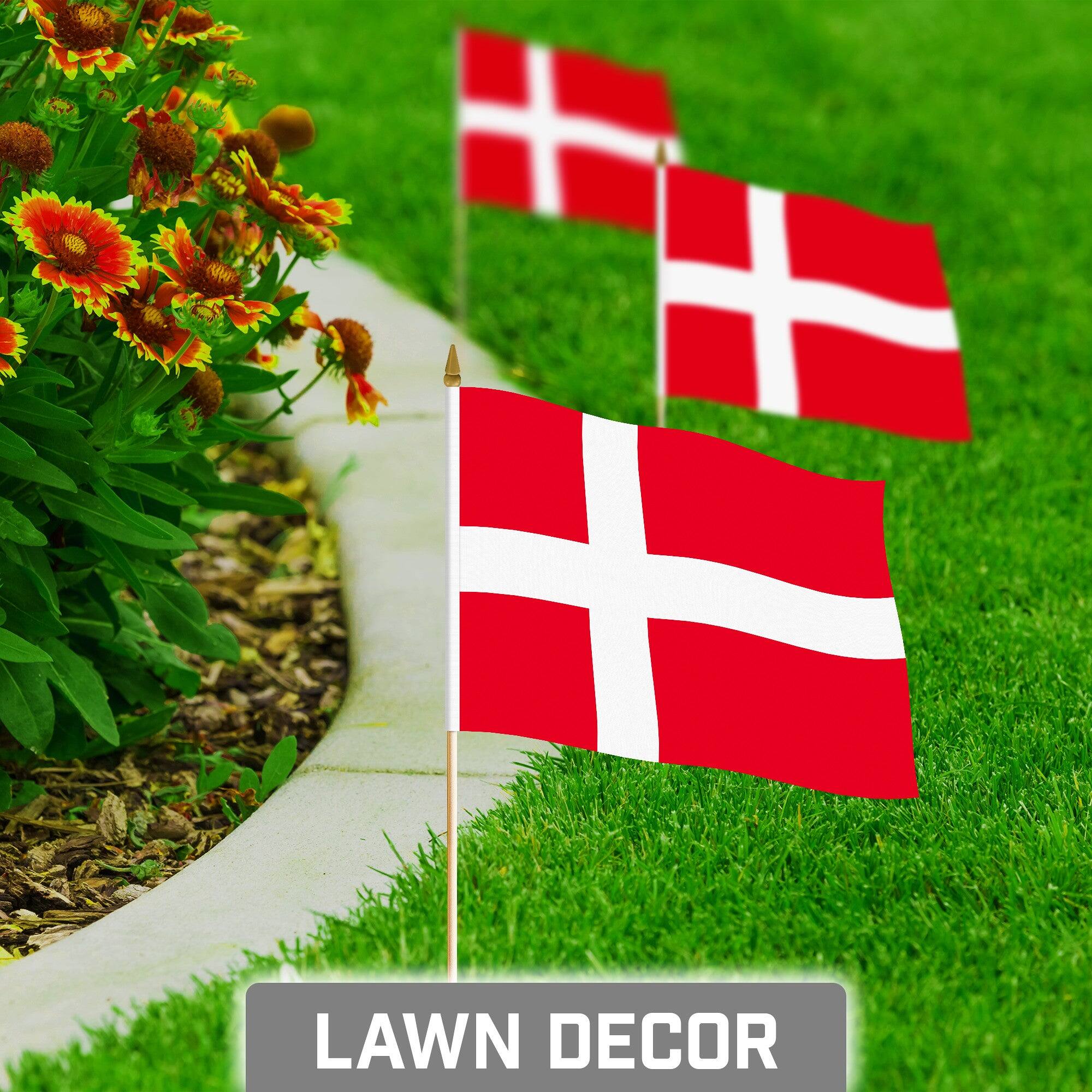 LAWN DECOR