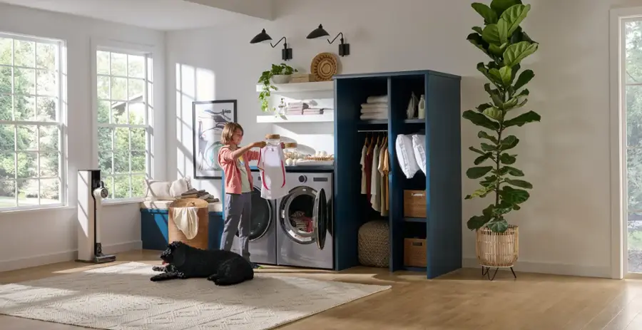Alt View 38. LG - 7.4 Cu. Ft. Stackable Smart Gas Dryer with TurboSteam - Black Steel.