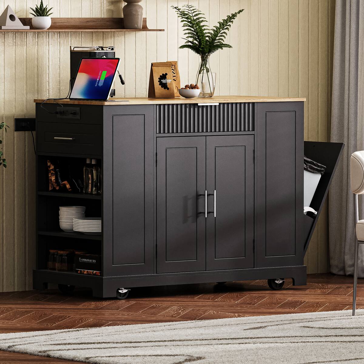 The text on the image is:

"EVONIHOT tea"