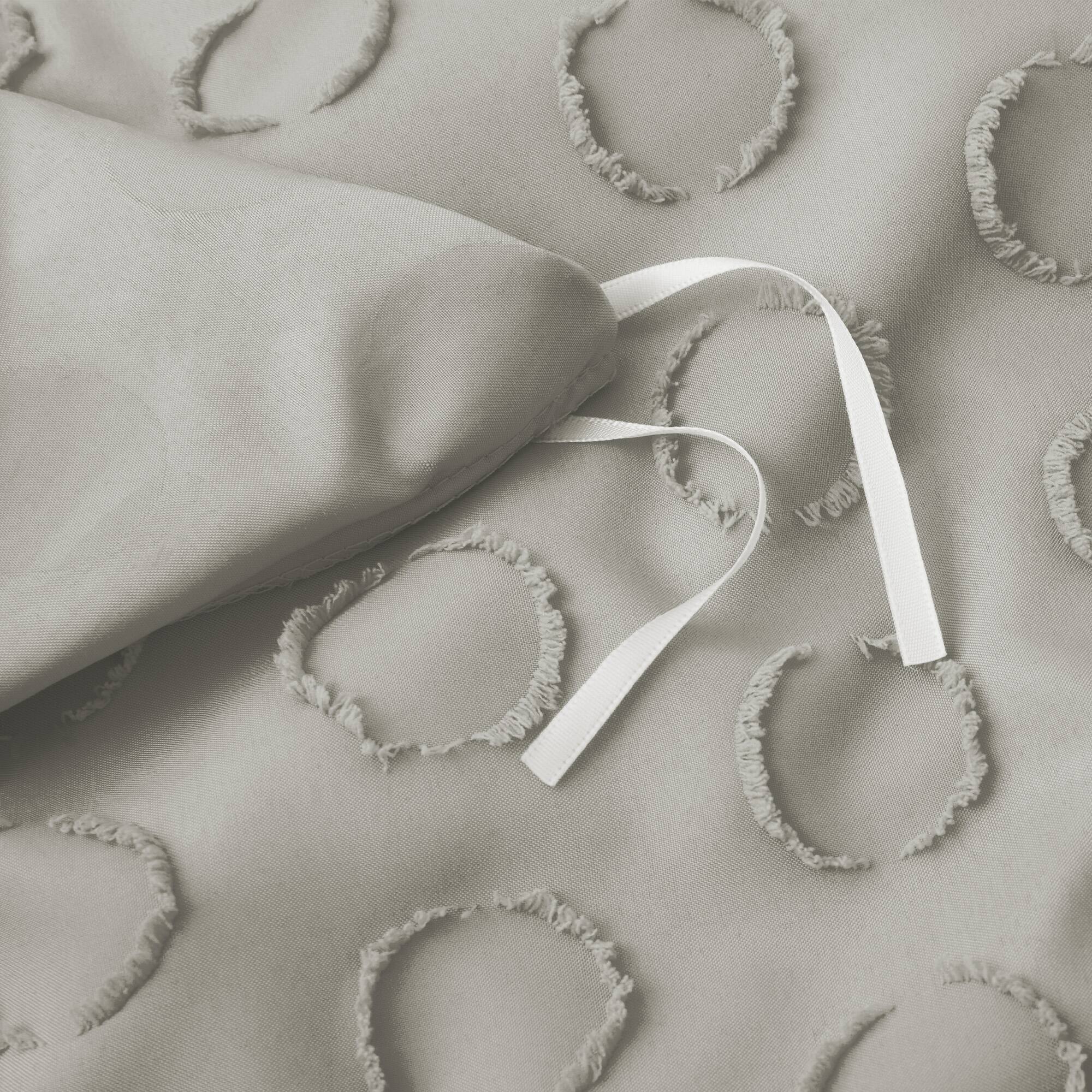 Back. Peace Nest - Peace Nest Tufted Clipped Jacquard Geometric Duvet Cover & Pillowcase Set - Circle Light Gray.