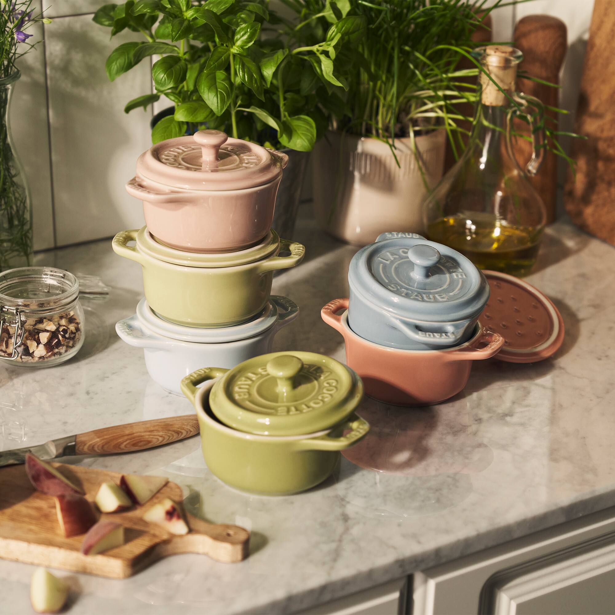 The text on the image reads:

"STAUB"