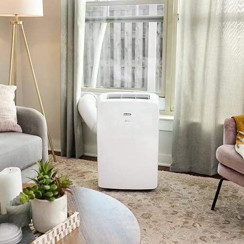 Alt View 5. LG - 7,000 BTU (SACC) / 10,500 BTU (ASHRAE) BTU Portable Air Conditioner.
