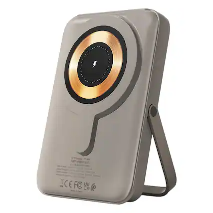 10,000mAh - 37 Wh
REF MWP14UF
LOT 0B-F2400037-2203
USB-C Input: 5V/3A, 9V/2.22A, 12V/1.67A
USB-C Output: 5V/3A, 9V/2.22A, 12V/1.67A
USB-A Output: 5V/2.4A, 9V/2.22A, 12V/1.67A
Wireless Output: 5V/7.4A (15W), 9V/2.22A (20W), 12V/1.67A (20W)
CE FC CA UK
MADE IN CHINA