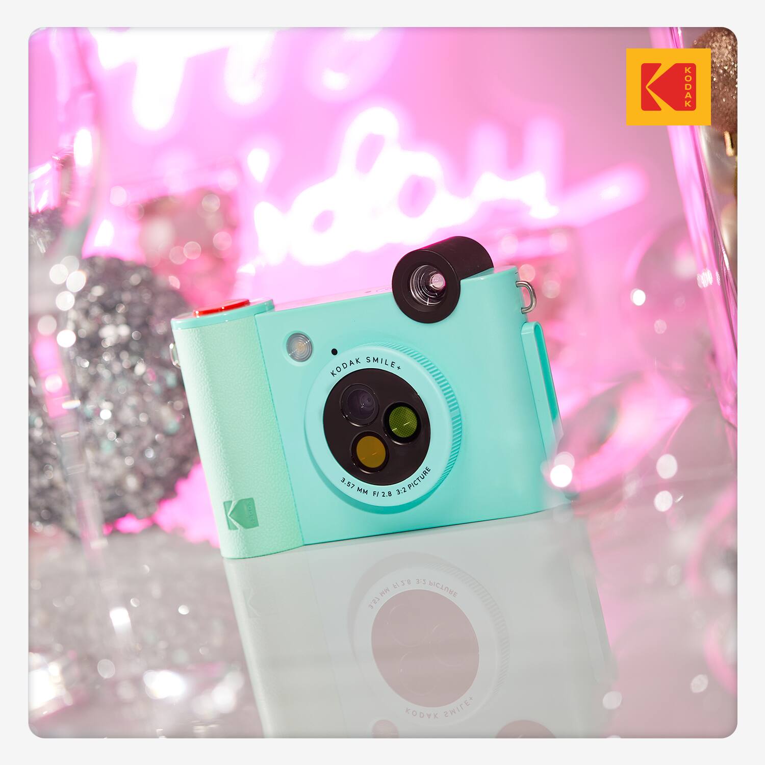 KODAK idau KODAK SMILE.  
I 3.87 / M 32 PICTURE  
3 18 315 M BRUT i 183 KODYK CHITE*