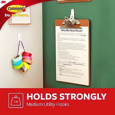 3M Command  
Do. No Harm.

APRIL/MAY BOOK PROJECT

HOLDS STRONGLY  
3 lb Medium Utility Hooks