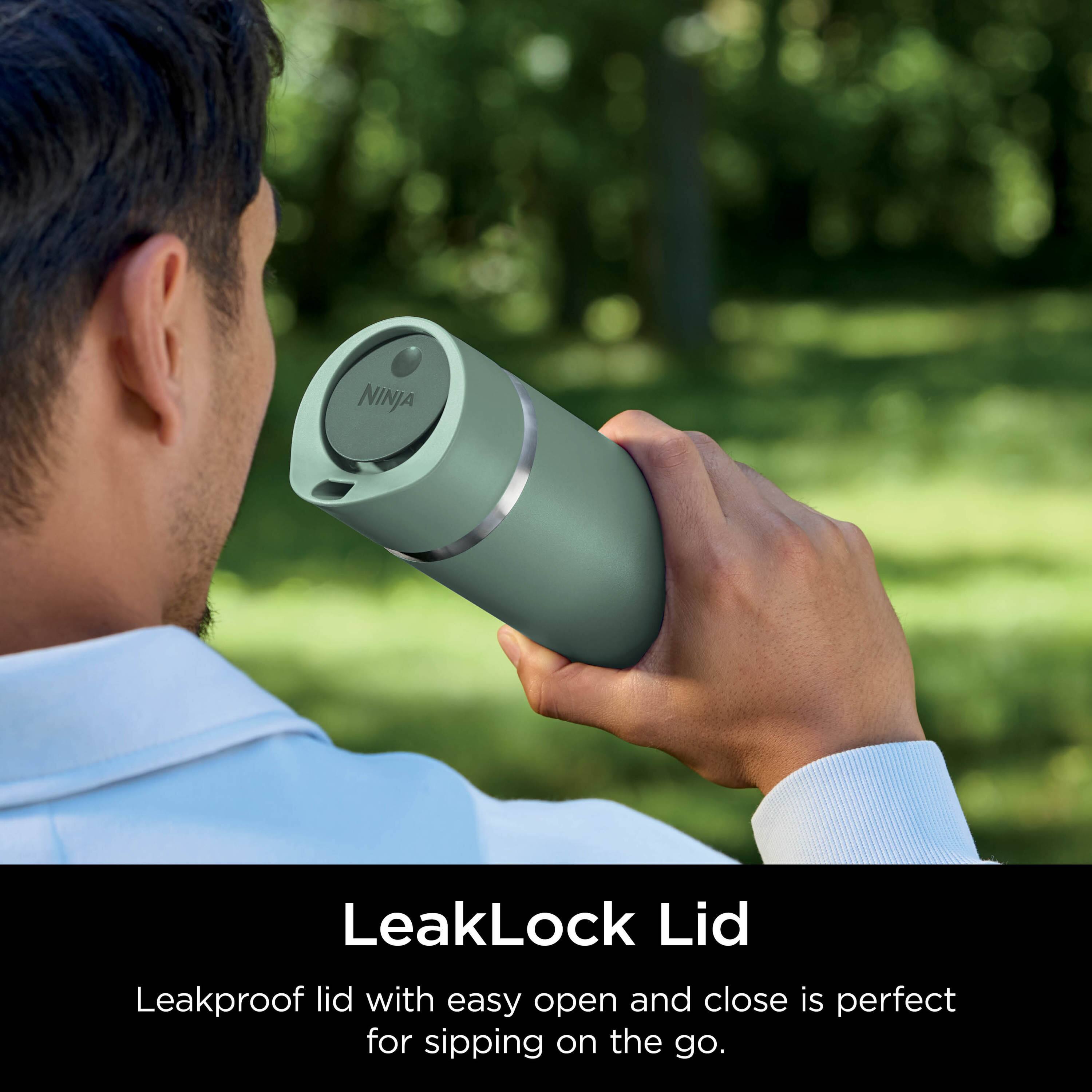 NINJA LeakLock Lid

Leakproof lid with easy open and close is perfect for sipping on the go.