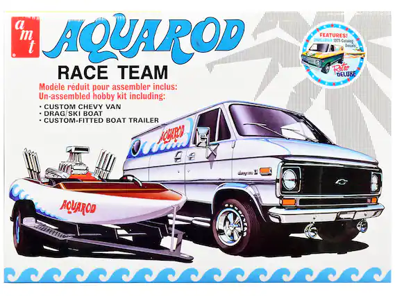 11 a.m. AQUAROD RACE TEAM
Modèle réduit pour assembler inclus:
Un-assembled hobby kit including:
- CUSTOM CHEVY VAN
- DRAG/SKI BOAT
- CUSTOM-FITTED BOAT TRAILER
AQUAROD POOLCAR FEATURES!
UNRELEASED 1975 Catalog Decals
Retro DELUXE