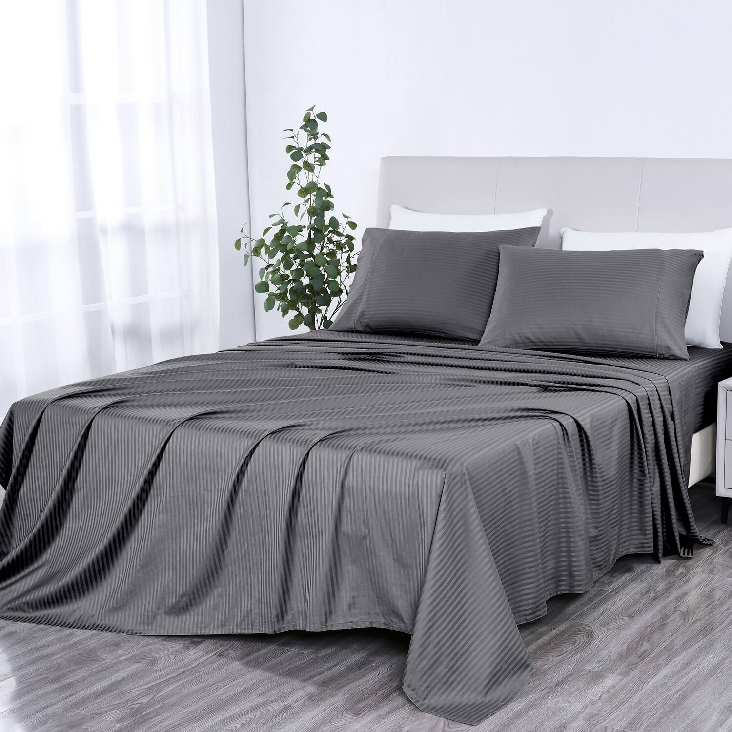 Kathy Ireland - 500 Thread Count Damask Stripe Sheet Set with Optifit - Grey